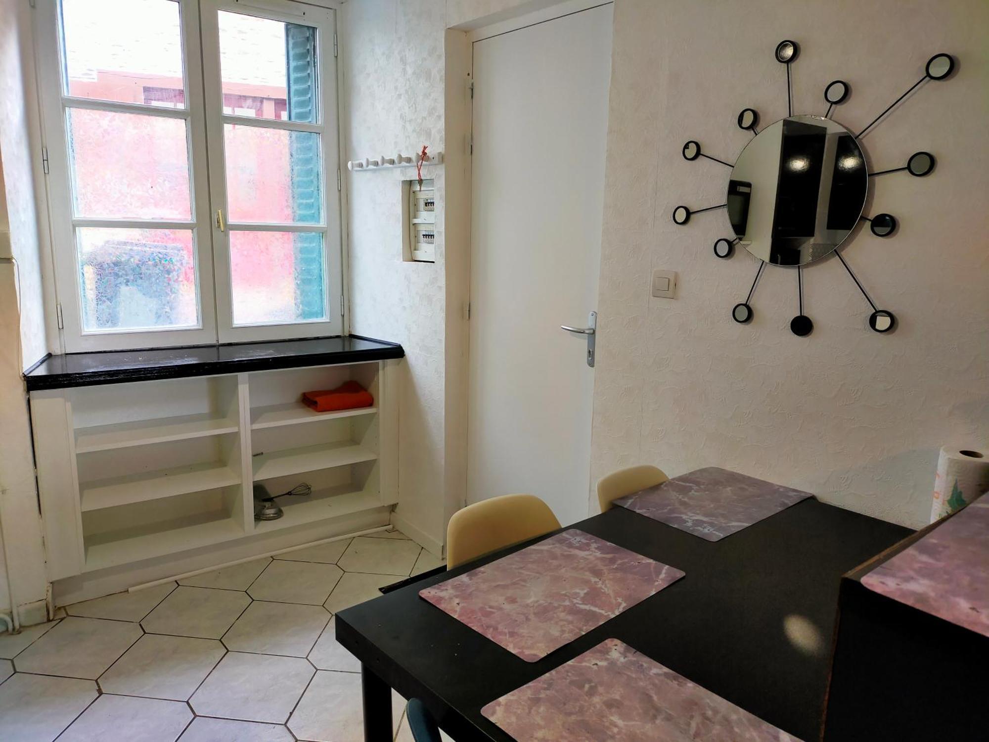 Studio En Rdc Avec Balcon Centre Vitre Exterior foto
